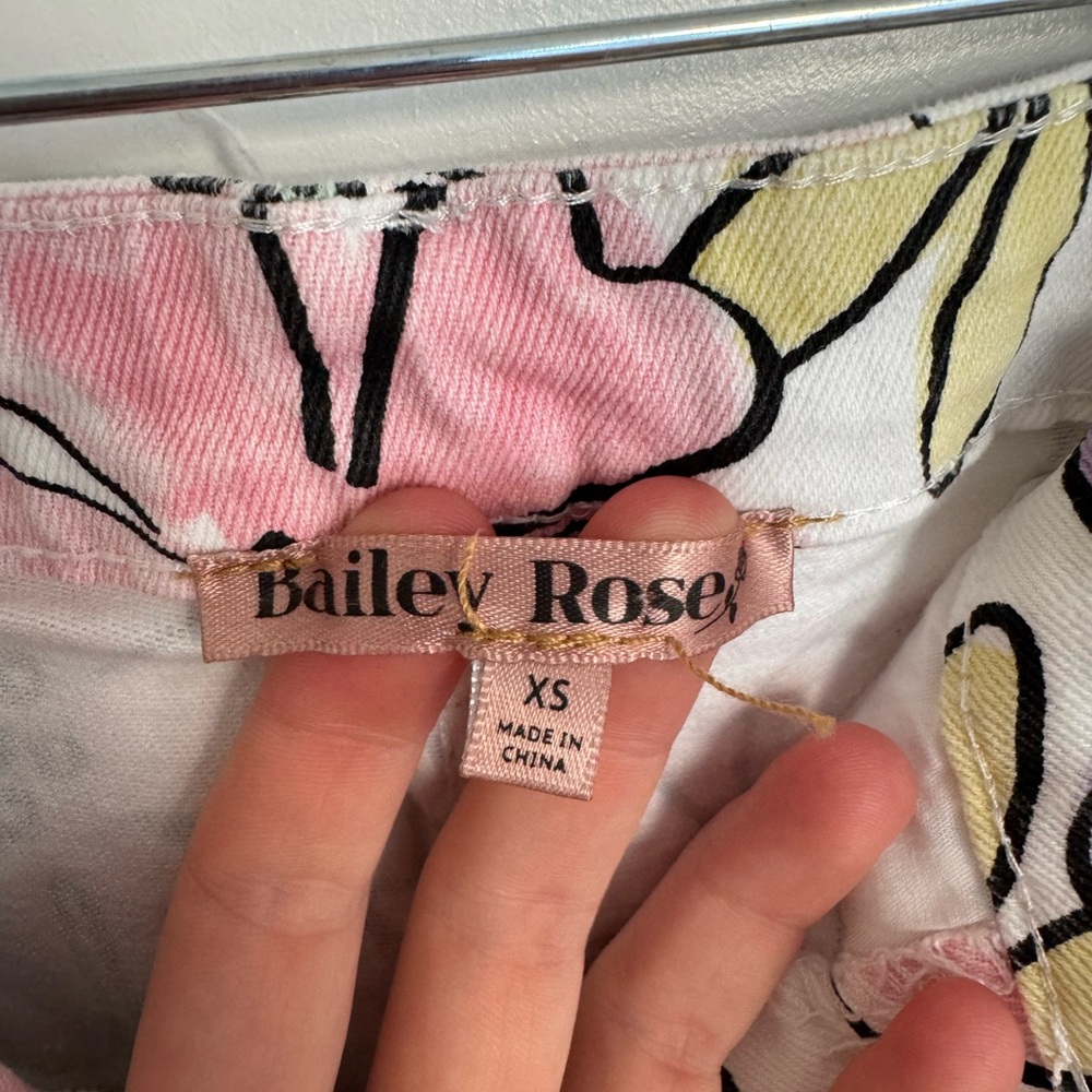Floral Patterned Wide-Leg Pants - Picture 3 of 7